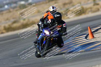 media/Jan-09-2022-SoCal Trackdays (Sun) [[2b1fec8404]]/Turn 11 (935am)/